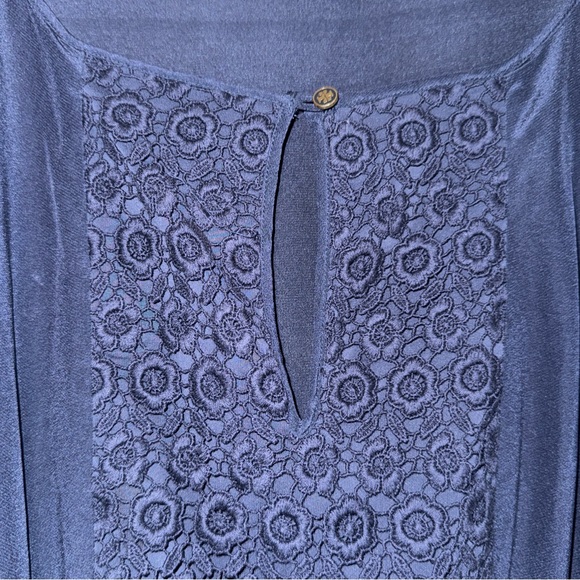 Tory Burch Silk Lillian Blouse, size 10 - Picture 7 of 13